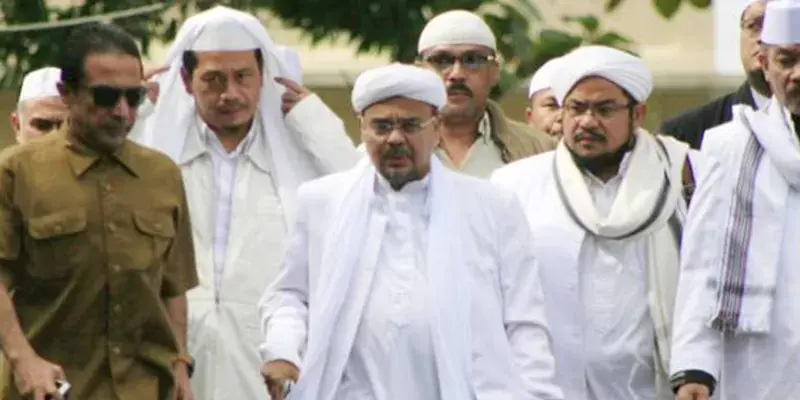 Sudah Berstatus Tersangka, Kuasa Hukum Masih Ogah Ungkap Keberadaan Habib Rizieq Dengan Alasan Keamanan