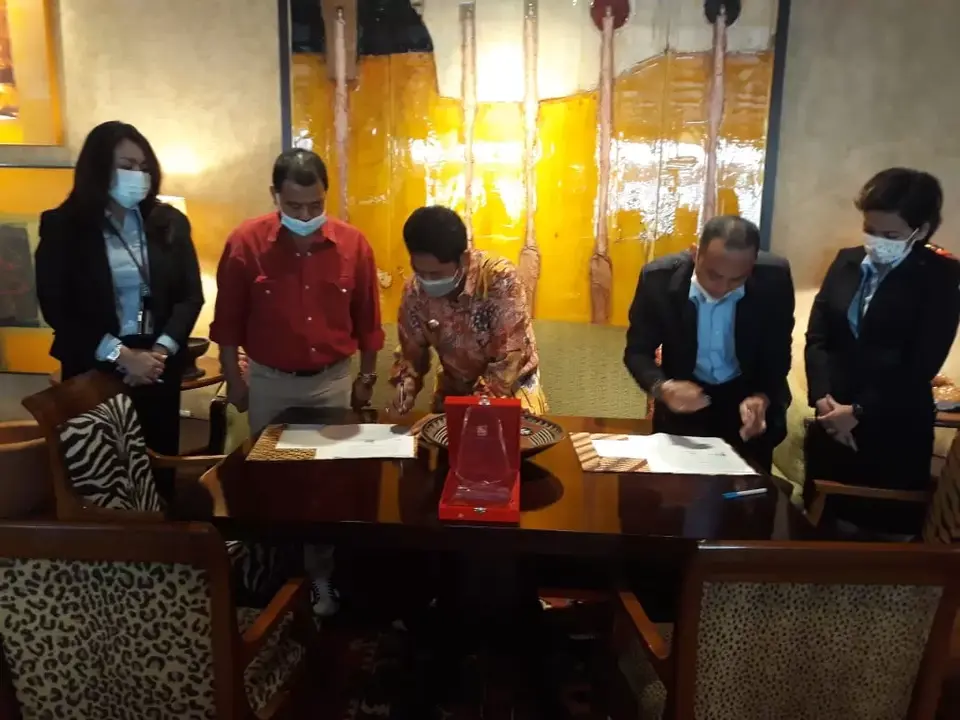 Tingkatkan Kualitas Pendidikan, Bupati Buton Teken MoU dengan Universitas Sampoerna