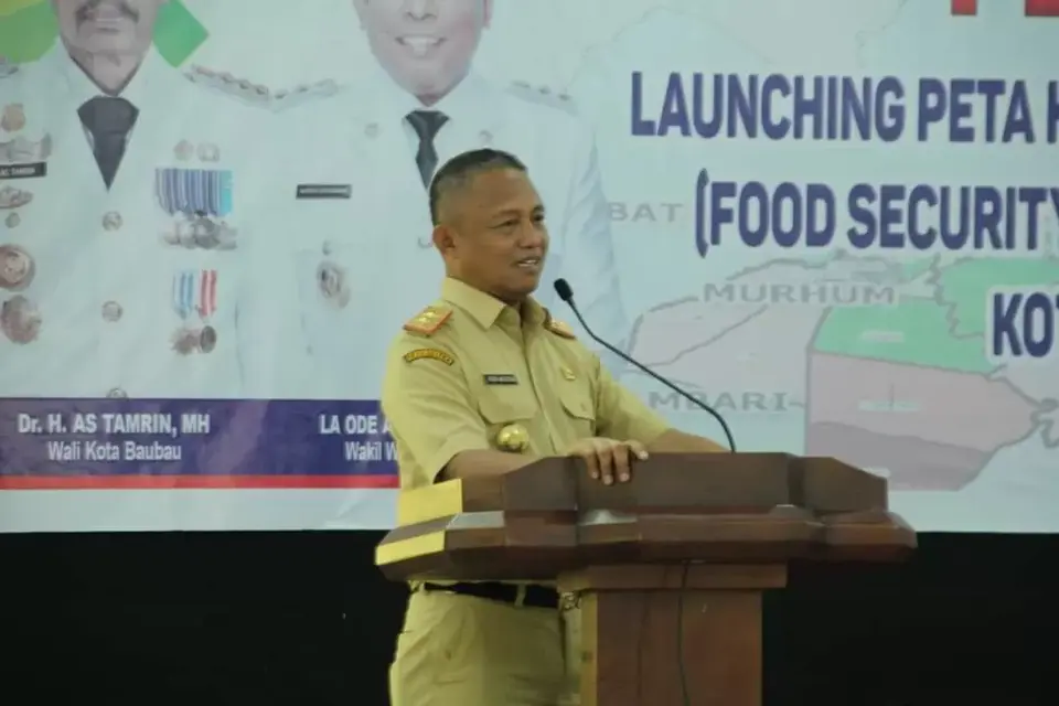 Roni Muhtar: Menyesuaikan Kekinian