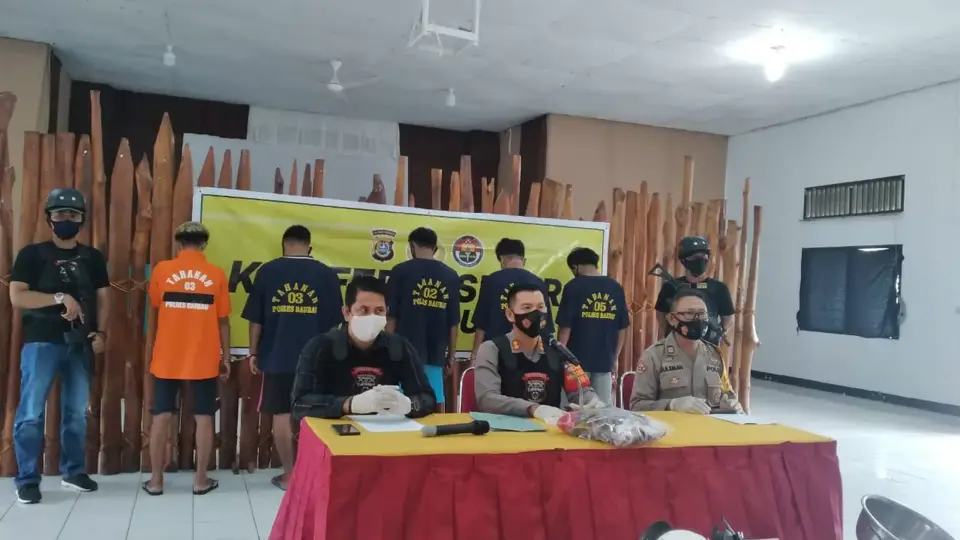 Polisi Tangkap Lima Terduga Pelaku Pembunuhan di Jembatan Batu
