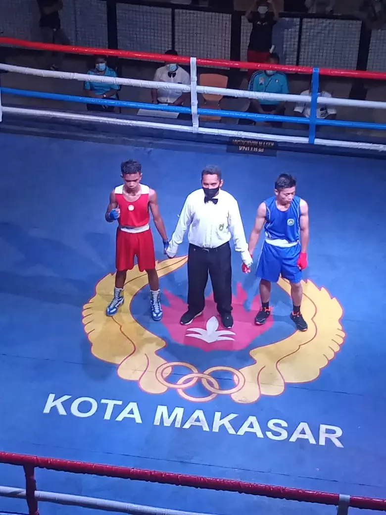 Kandas di Semifinal, Petinju Sultra Asal Buton Bawa Pulang Dua Perunggu
