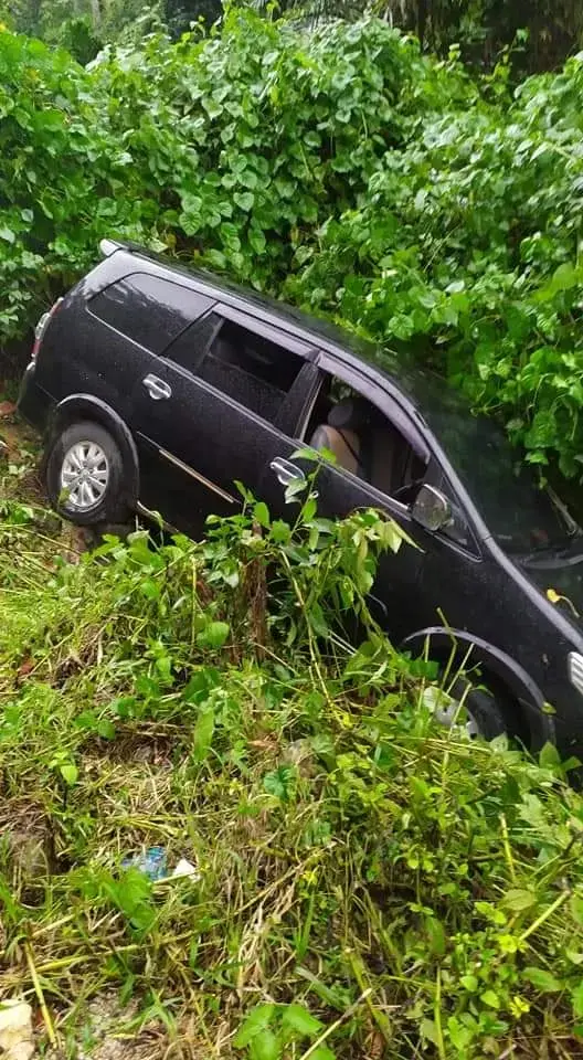 Kecelakaan Tunggal di Jalan Poros Baubau-Pasarwajo, Mobil Masuk Parit