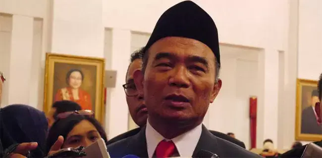 Pemerintah Setop Bantuan Sembako Rp 300 Ribu Dan Akan Diganti Dengan BST