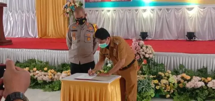 Cegah Kekerasan Perempuan dan Anak Bawah Umur, Bupati dan Kapolres Buton Teken MoU