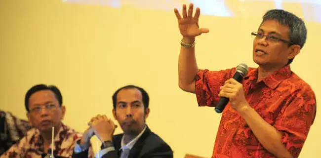 Covid-19 Belum Terkendali, Ekonom Senior Indef: Harapan Pemulihan Ekonomi Tertutup Awan Hitam! ﻿