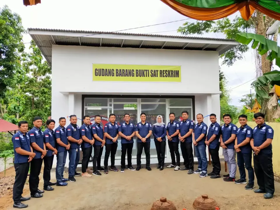 Kapolres Buton Resmikan Gedung Barang Bukti Reskrim