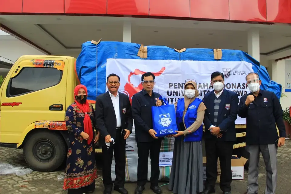 Unibos Serahkan Bantuan Bencana Sulbar, Mahasiswa Dapat Keringanan Biaya Pendidikan