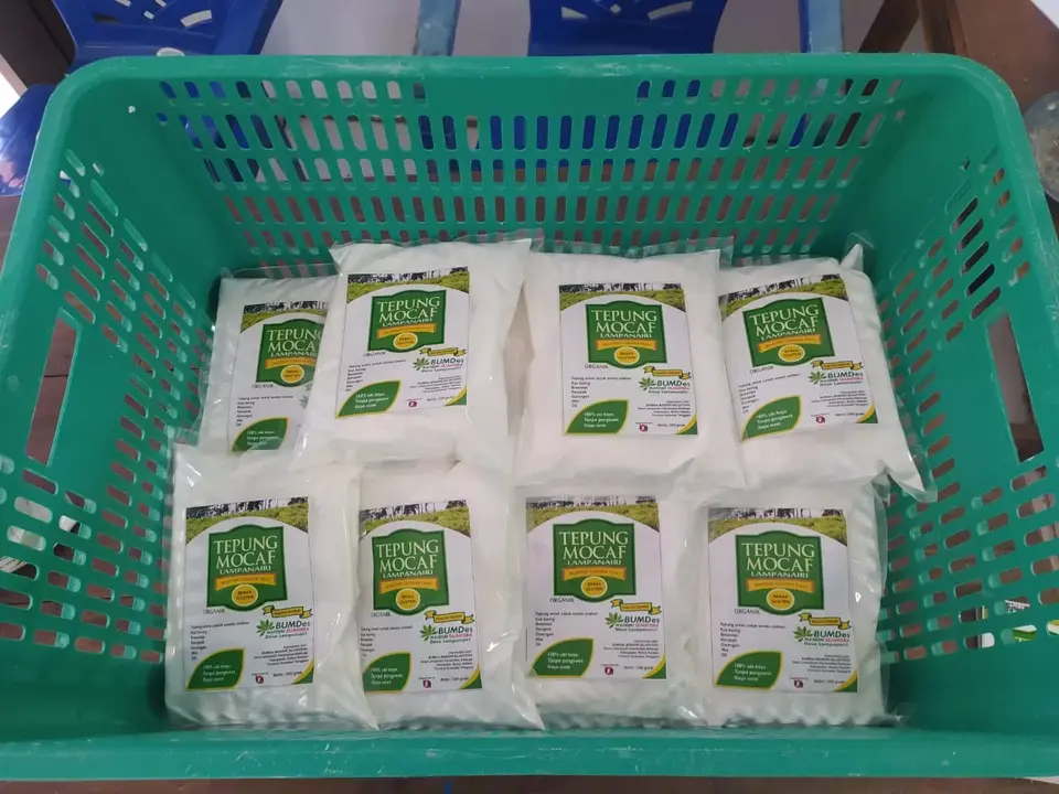 Ubah Ubi Kayu Jadi Tepung Mocaf, Strategi Kades Lampanairi Bangkit Dari Pandemi Covid-19
