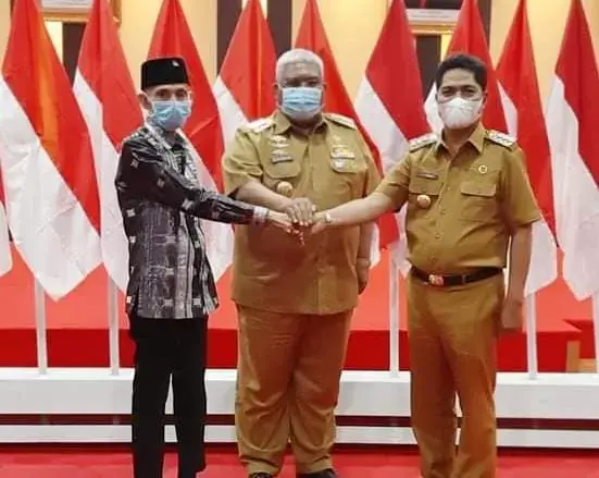 Dimediasi Gubernur, Aset Pemkab Buton di Baubau Diserahkan ke Pemkot Baubau