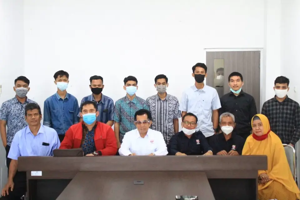Alumni Kerja dan Mahasiswa Unibos Magang di PT Bosowa Agro