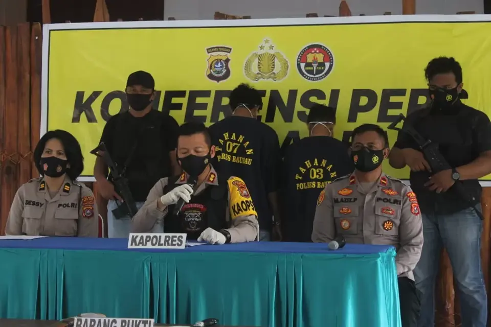 Polsek Murhum Amankan Dua Terduga Pelaku Penganiayaan di Jalan Bulawambona