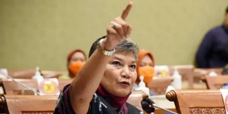 Soal Vaksinasi Covid-19, Pengamat: Ribka Tjiptaning Yang PDIP Saja Membangkang, Apalagi Rakyat