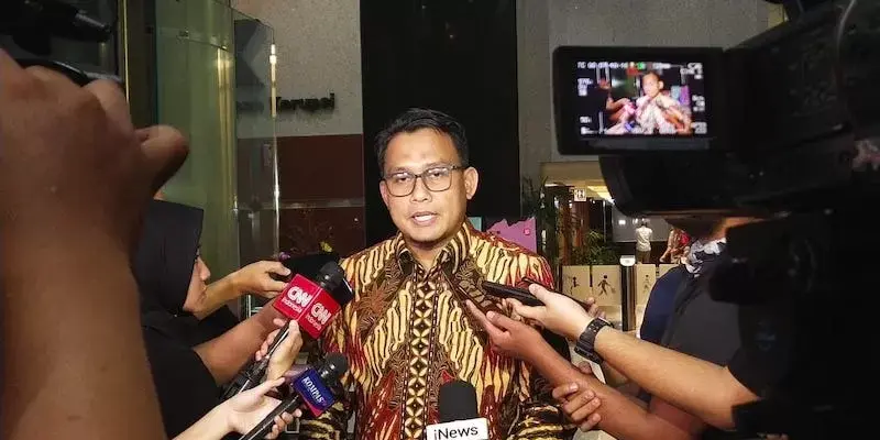 Diduga Dapat Arahan Khusus Dari Nurdin Abdullah, 5 PNS Pemprov Sulsel Diperiksa KPK