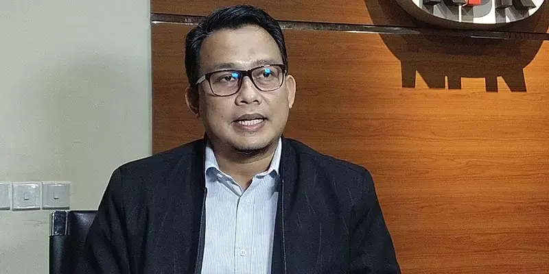 Geledah Rumah Pribadi Nurdin Abdullah, KPK Amankan Dokumen Dan Uang