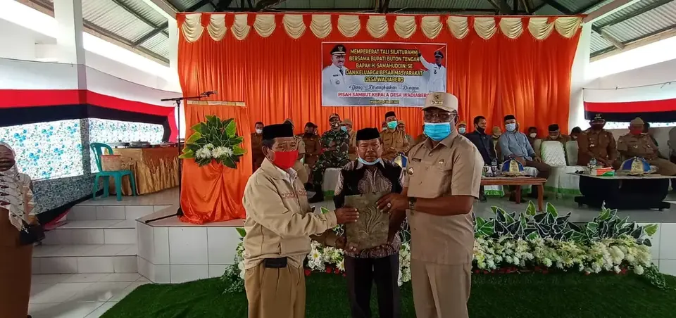 Kerukunan dan Keluarga Besar Desa Wadiabero Pererat Silaturahim dengan Bupati Buteng