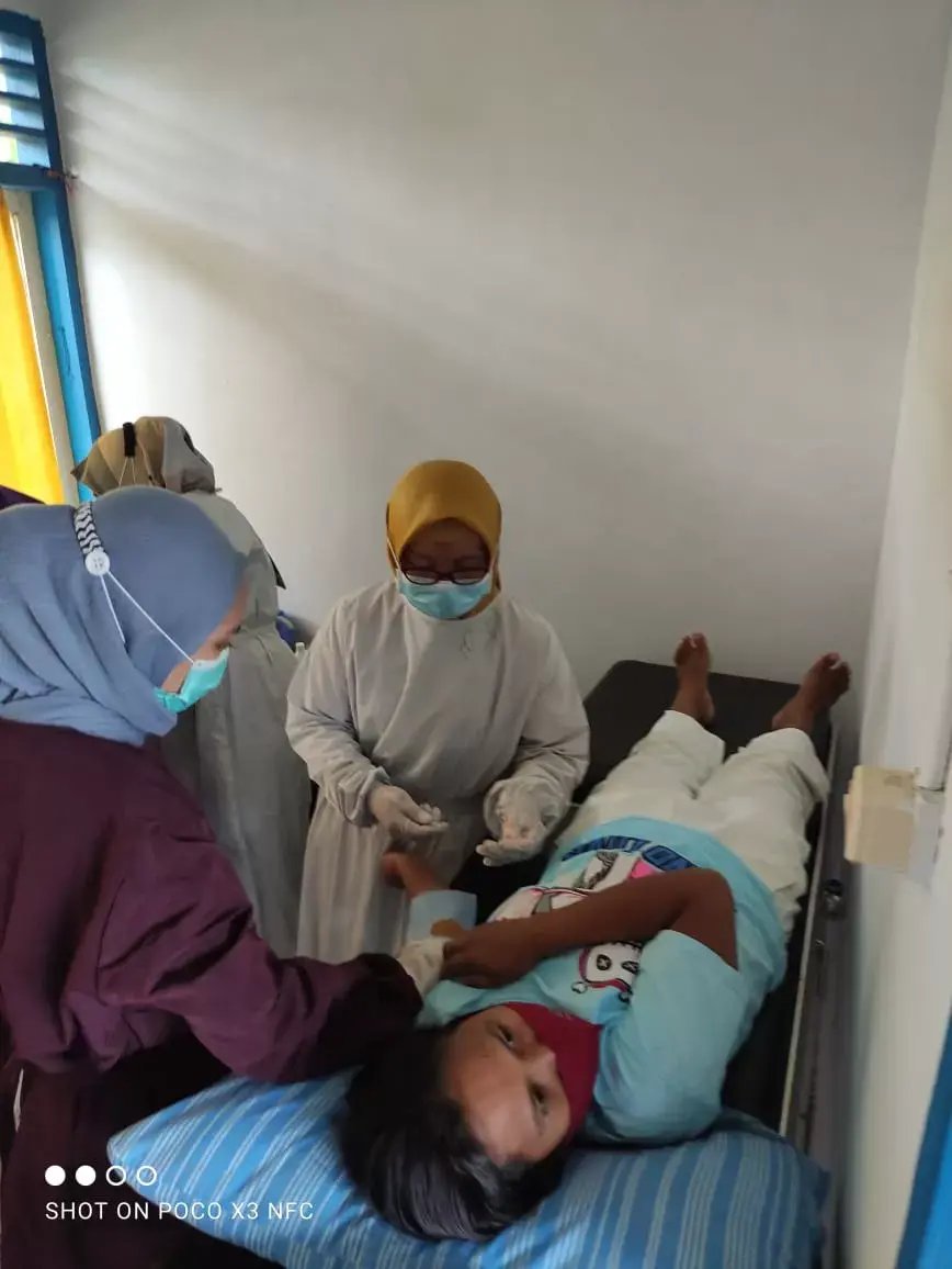 Giat Perdana, TMMD 110 Kodim 1413/Buton Sunat Massal dan KB MKJP