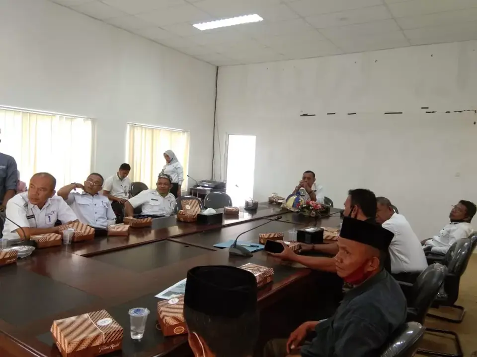 Pemkab Buton Mediasi Sengketa Tapal Batas Desa Winning dan Kancinaa