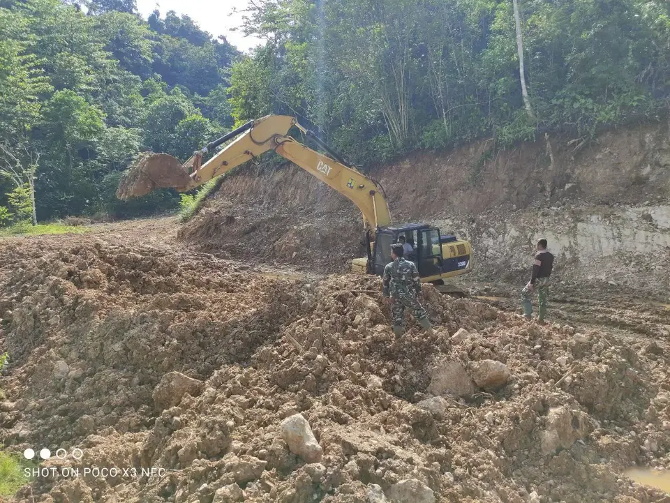 Pembangunan Sarana Publik Program TMMD di Sangia Arano Mulai Dipacu