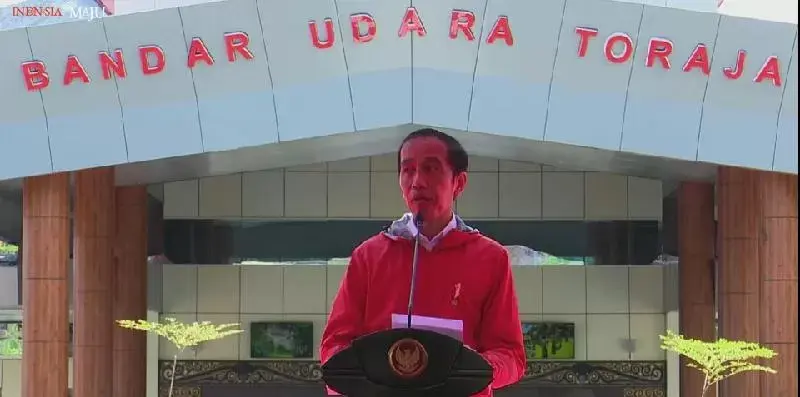 Resmikan Bandara Tana Toraja, Jokowi: Saya Selalu Tanya Menhub Kapan Selesai, Dan Alhamdulillah Hari Ini Sudah Mulai Beroperasi