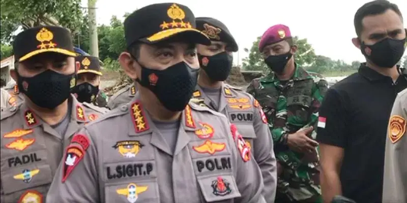 Kapolri Tawarkan Anak Lelaki Satpam Katedral Makassar Jadi Polisi