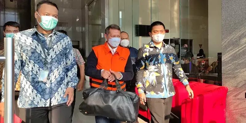 Jadi Tersangka Sejak 2015, RJ Lino Akhirnya Resmi Ditahan KPK