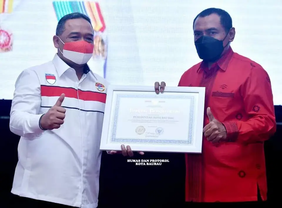 Pemkot Baubau Dapat Penghargaan Dari BP2MI
