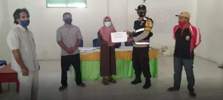 Kabupaten Buton Salurkan BLT DD Tahap I