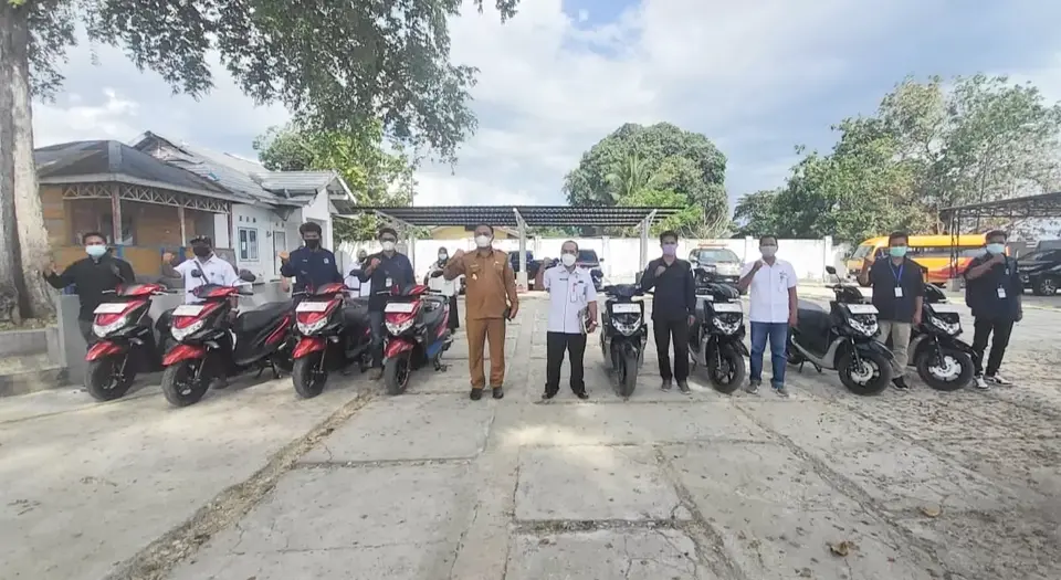 Tingkatkan Kinerja TKSK, Pemkab Busel Beri Bantuan Kendaraan Operasional