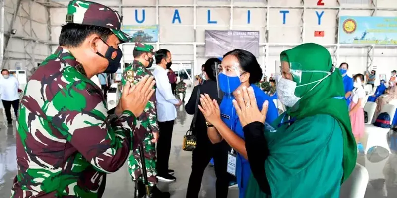Presiden Jokowi Janji Buatkan Rumah Untuk Keluarga Prajurit Nanggala-402