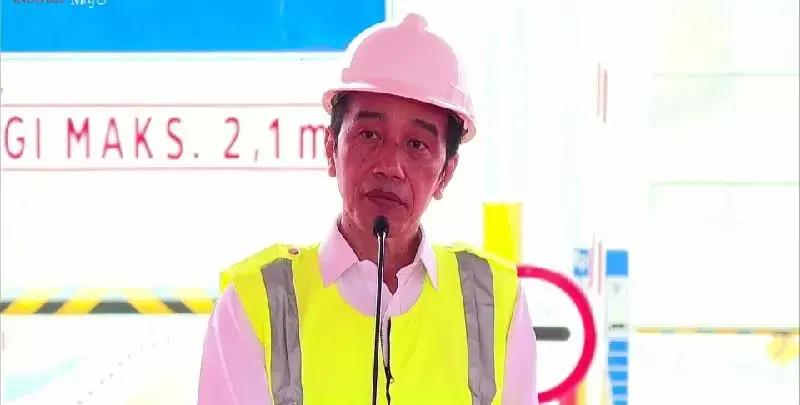 Mabes Polri Diteror, Jokowi: Masyarakat Tetap Tenang Dan BIN Harus Tingkatkan Kewaspadaan