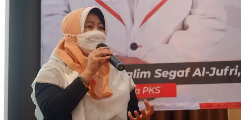 Geram Banyak Masker Palsu, Politisi PKS: Nakes Wajib Dilindungi Berapa Pun Biayanya