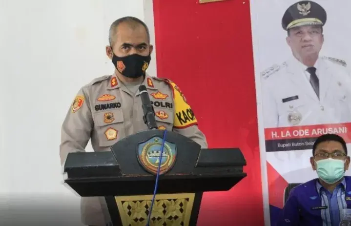 Kapolres Buton Ajak Warga Sukseskan PPKM