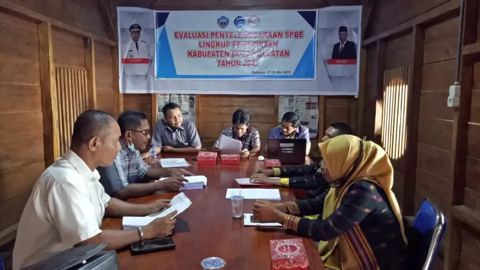 Bersama Sejumlah OPD, Diskominfo Busel Evaluasi Sistem Pemerintahan Berbasis Elektronik