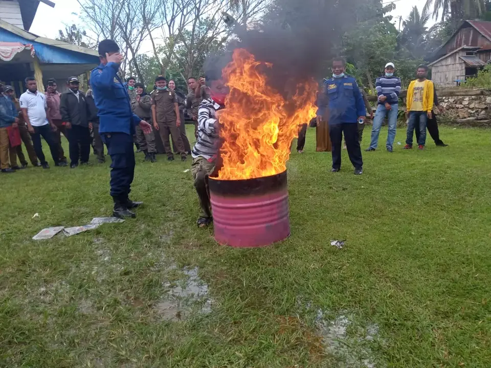 Satpol PP Penyuluhan Pencegahan dan Penanggulangan Bencana Kebakaran