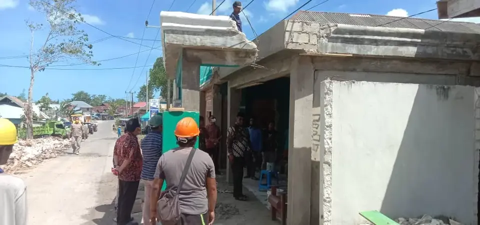 Pelebaran Jalan, Warga Buteng Rela Teras Rumah Dibongkar