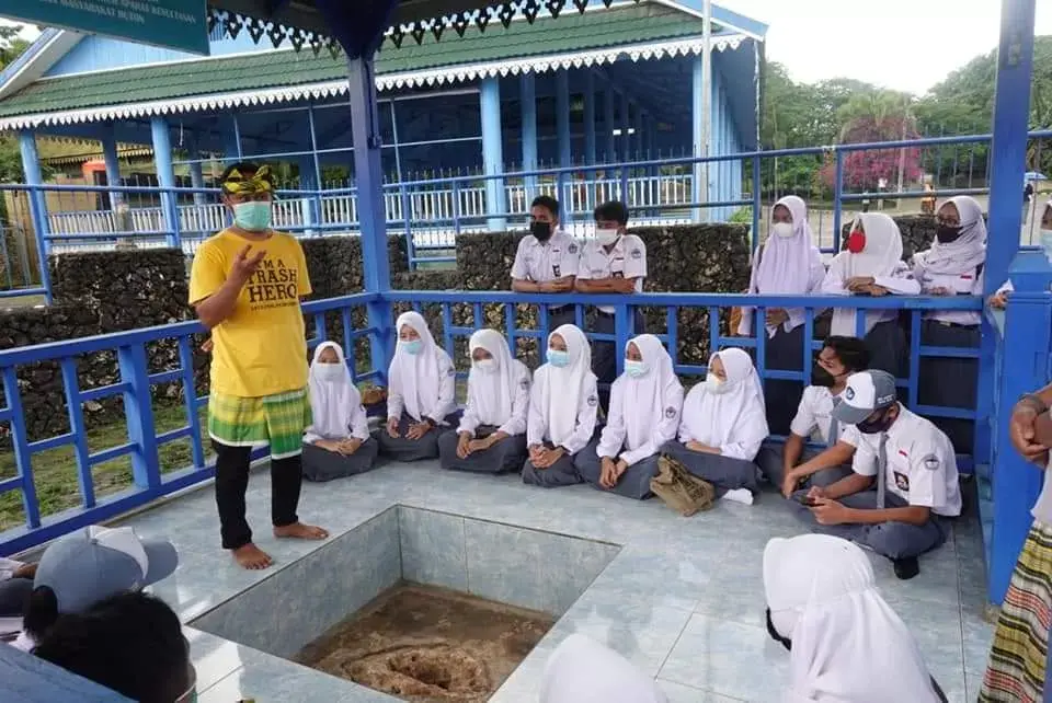Jejak Tradisi Daerah, Siswa SMA 1 Baubau Penelitian Sejarah di Keraton Buton