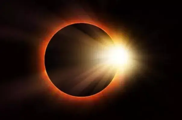 Setelah Gerhana Bulan, Akan Hadir Gerhana Matahari Cincin Pada 10 Juni