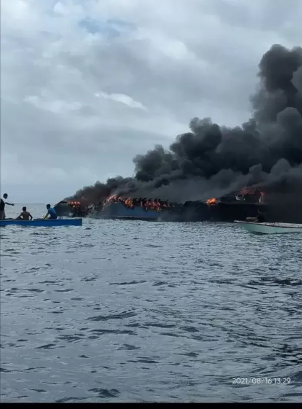 Kapal Penumpang Hangus Terbakar di Perairan Bombana, 34 Penumpang dan ABK Selamat