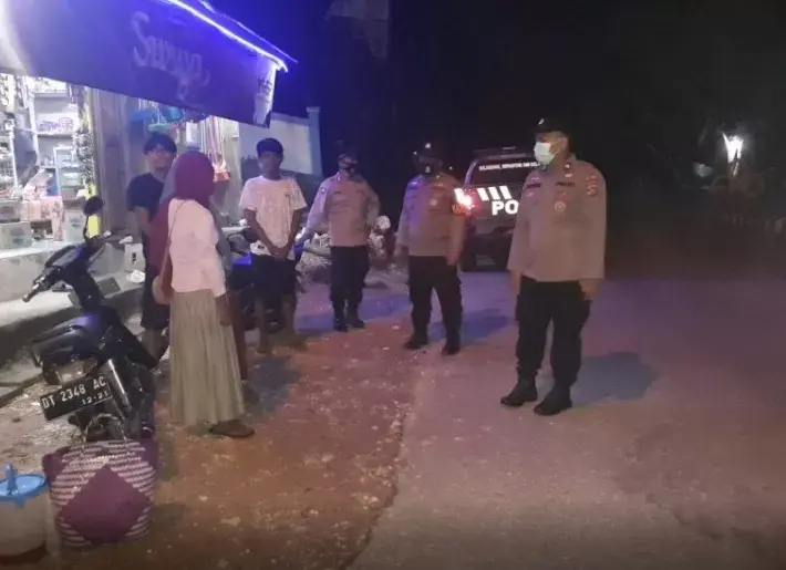 Polsek Pasarwajo Intens Patroli Harkamtibmas dan Dialogis