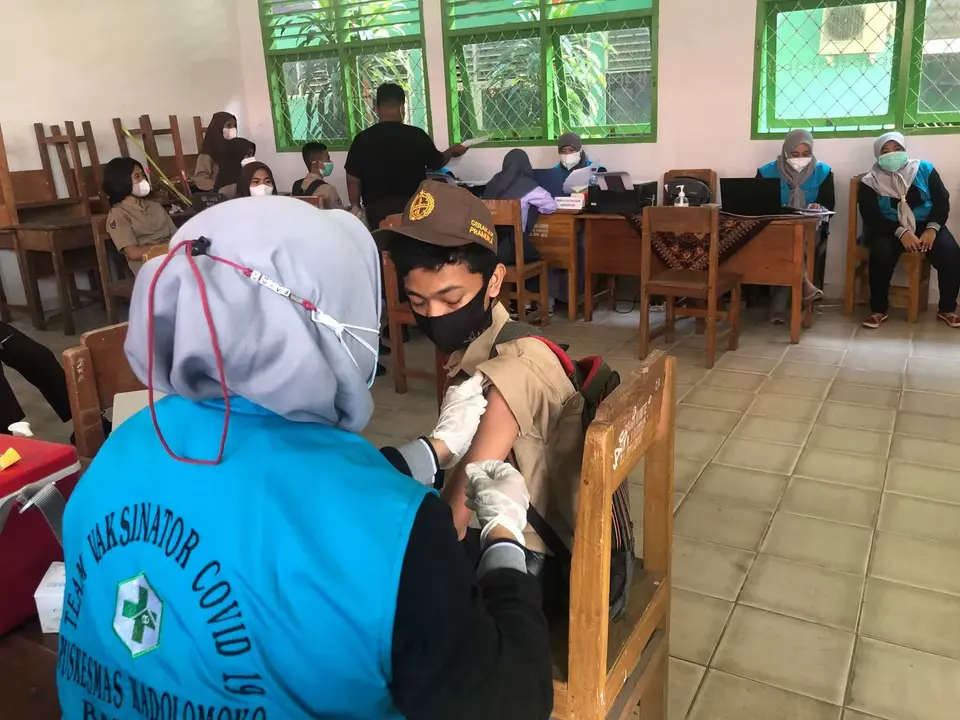 Perdana, SMKN 1 Baubau Target 75 Persen Siswa Ikut Vaksinasi