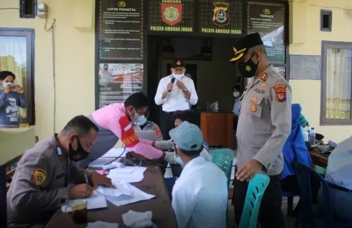 Jemput Bola, Polres Buton Operasikan Mobil Vaksin Keliling