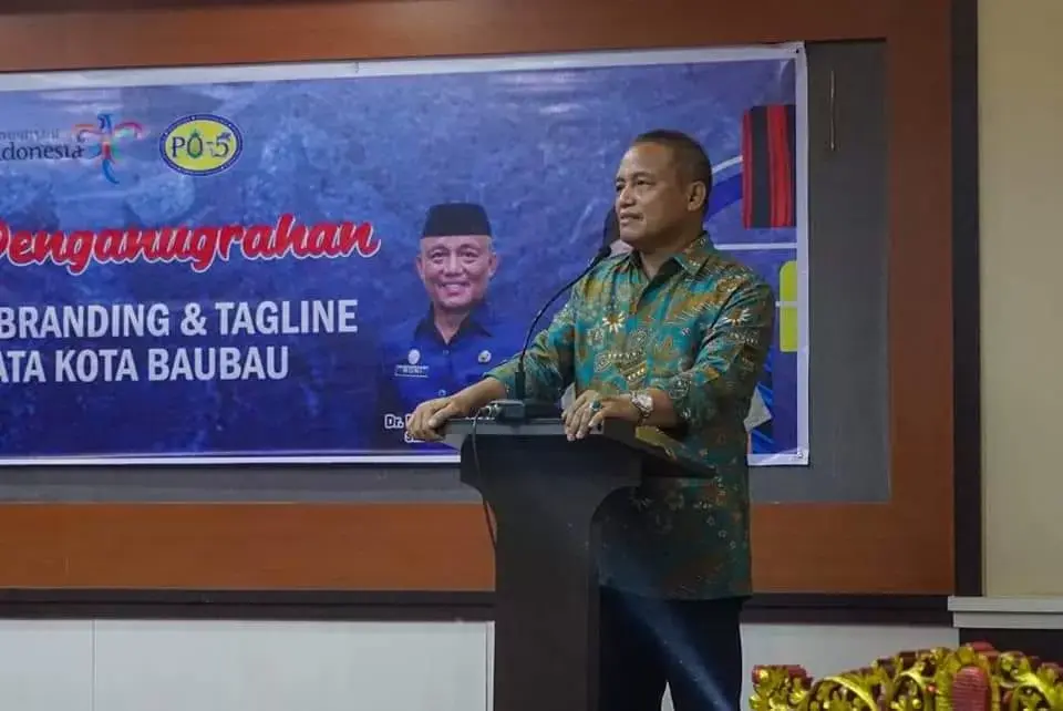 Roni Muhtar Konsisten Promosikan Wisata di Baubau