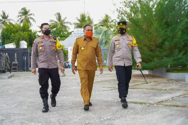 Busel Status Hijau PPKM Level 1, Bupati Arusani Ajak Semua Stake Holder Sukseskan Vaksinasi Covid-19
