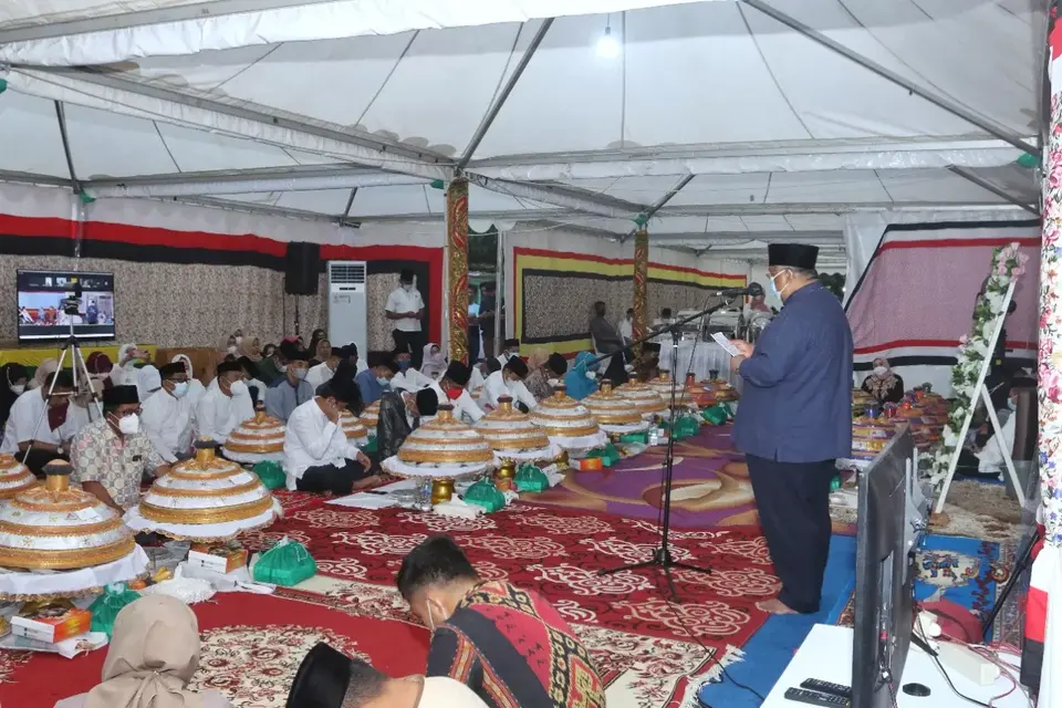 Nasehat Ibunda Jadi Pedoman Gubernur Ali Mazi Memimpin Sultra