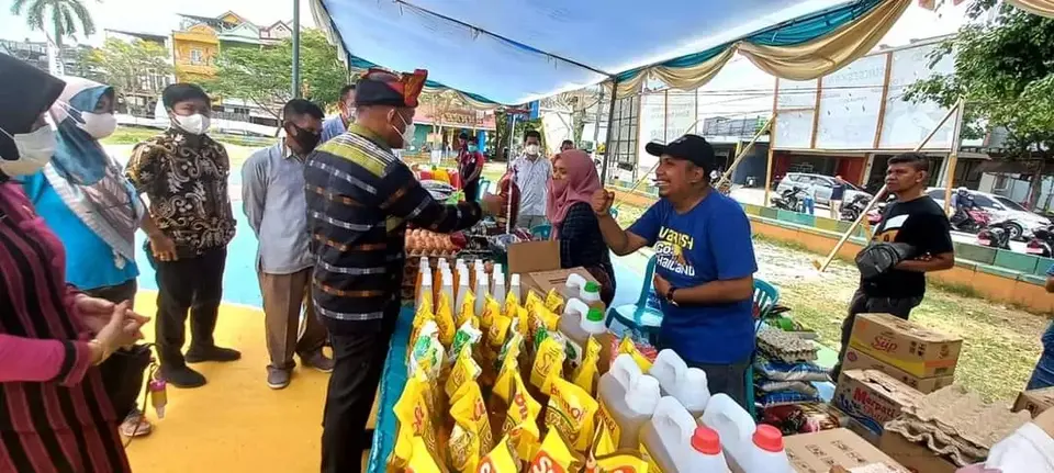 Dinas Ketahanan Pangan Sultra dan Pemkot Baubau Gelar Pasar Murah