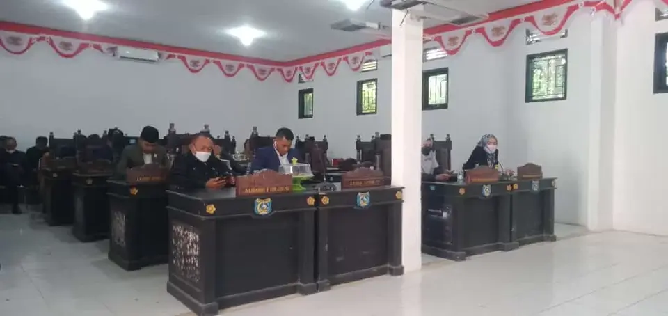 DPRD Mubar Menyetujui Raperda Tentang APBD Mubar 2022