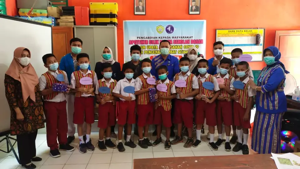 Tim PKM Politeknik Edukasi Siswa SD Upaya Pencegahan Covid-19