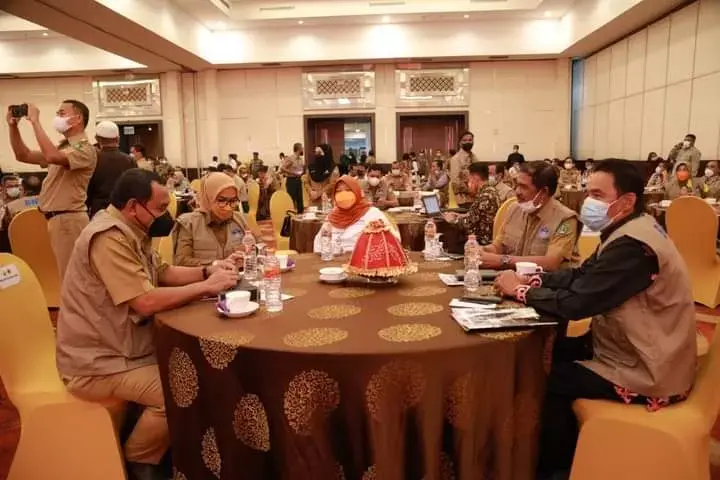 Wabup Buton Hadiri Rakor Penguatan Sinergi Penanggulangan Bencana di Sultra