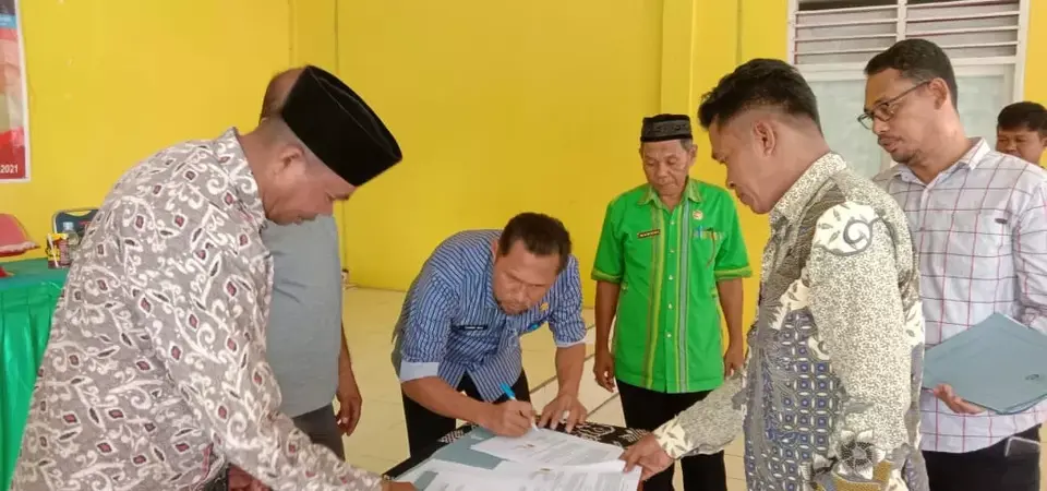 Beri Akses Data Kependudukan, Disdukcapil Buteng Teken PKS dengan Tiga OPD