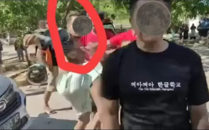 Viral Video Penumpang Feri Amolengo Konsel Dipukuli Preman Gara-Gara Pungli